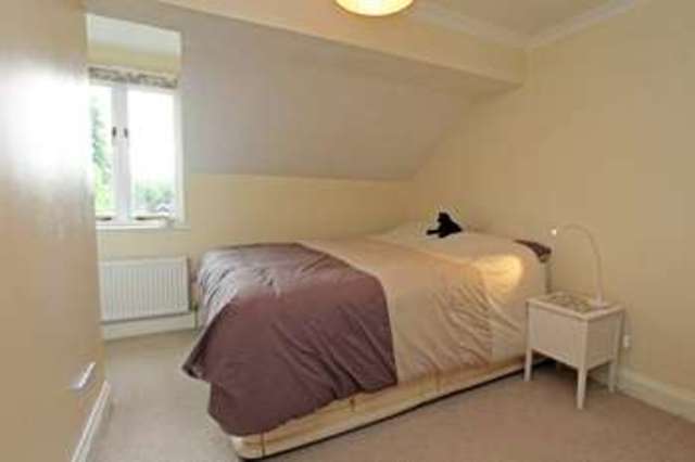  Image of 2 bedroom End of Terrace to rent in Chilmark Court Riverside Close Liss GU33 at Liss Hampshire, GU33 7SA
