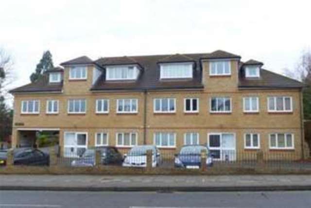  Image of 2 bedroom Flat to rent in Vincent Close Bromley BR2 at Bromley, BR2 9ED