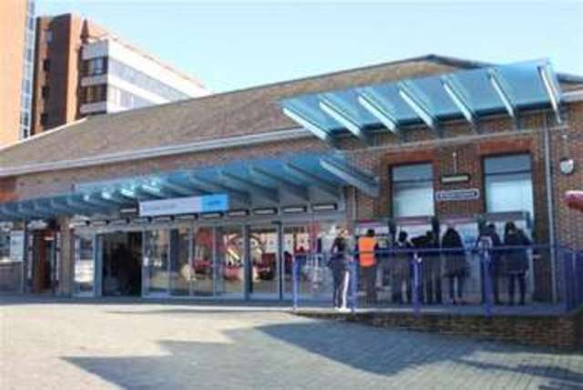  Image of 2 bedroom Flat to rent in Vincent Close Bromley BR2 at Bromley, BR2 9ED