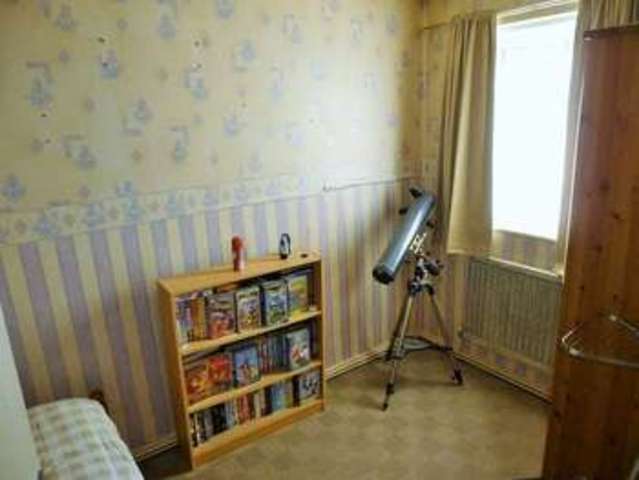  Image of 3 bedroom Terraced house for sale in Rocheford Gardens Hunslet Leeds LS10 at Rocheford Gardens  Leeds, LS10 2LJ