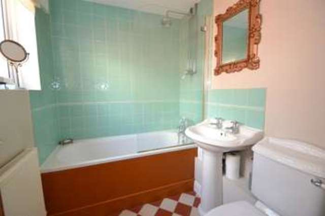  Image of 2 bedroom Property for sale in Rochester Road Aylesford ME20 at Rochester Road Aylesford Aylesford, ME20 7BS