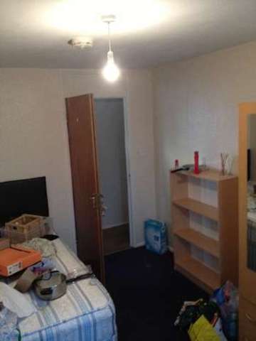  Image of 5 bedroom House Share to rent in Roman Way Edgbaston Birmingham B15 at Edgbaston Bristol Edgbaston, B15 2SJ