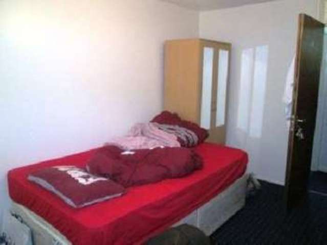  Image of 5 bedroom House Share to rent in Roman Way Edgbaston Birmingham B15 at Edgbaston Bristol Edgbaston, B15 2SJ