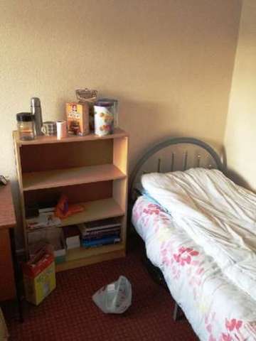  Image of 5 bedroom House Share to rent in Roman Way Edgbaston Birmingham B15 at Edgbaston Bristol Edgbaston, B15 2SJ