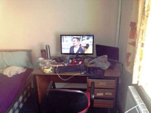  Image of 6 bedroom House Share to rent in Roman Way Edgbaston Birmingham B15 at Edgbaston Bristol Edgbaston, B15 2SL