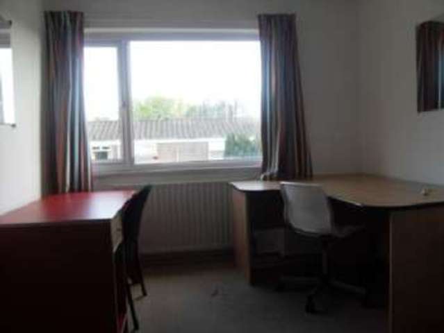  Image of 6 bedroom House Share to rent in Roman Way Edgbaston Birmingham B15 at Selly Oak Bristol Selly Oak, B15 2SL