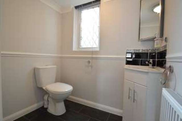  Image of 3 bedroom Detached house to rent in Salcombe Close Chandler