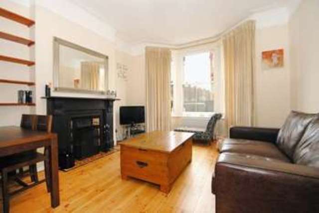  Image of 2 bedroom Flat to rent in Saltram Crescent London W9 at Maida Vale London Maida Vale, W9 3JS