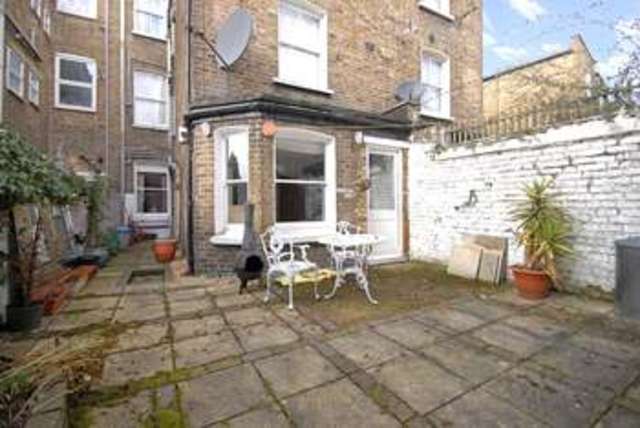  Image of 2 bedroom Flat to rent in Saltram Crescent London W9 at Maida Vale London Maida Vale, W9 3JS