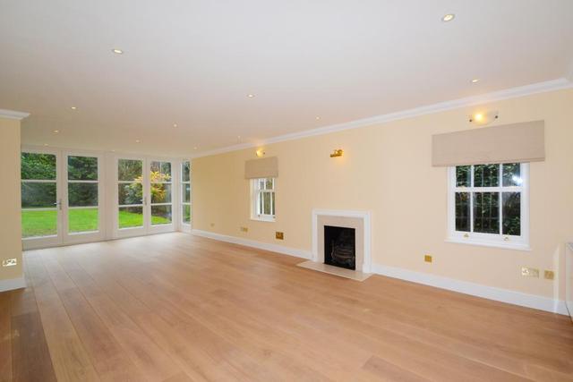 Image of 5 bedroom Detached house to rent in Sandringham Park Cobham KT11 at Cobham Surrey Surrey, KT11 2EQ