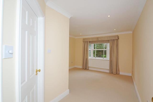  Image of 5 bedroom Detached house to rent in Sandringham Park Cobham KT11 at Cobham Surrey Surrey, KT11 2EQ