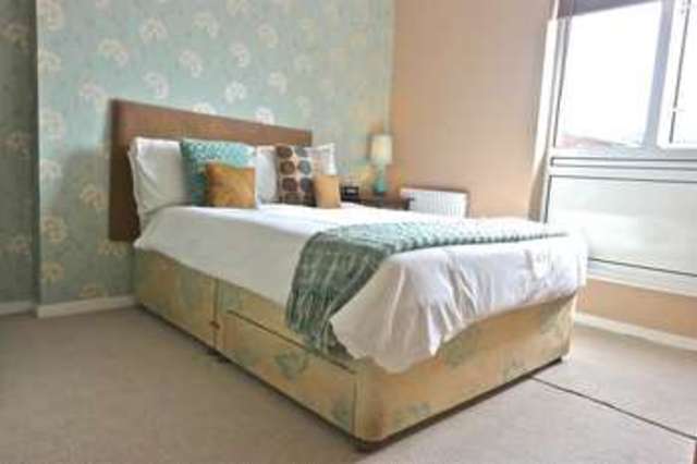  Image of 3 bedroom End of Terrace for sale in Sandy Lane Wokingham RG41 at Wokingham Berkshire Barkham, RG41 4DD
