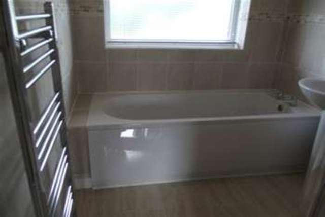  Image of 3 bedroom Detached house to rent in Saunton Way Selly Oak Birmingham B29 at Birmingham, B29 6QH
