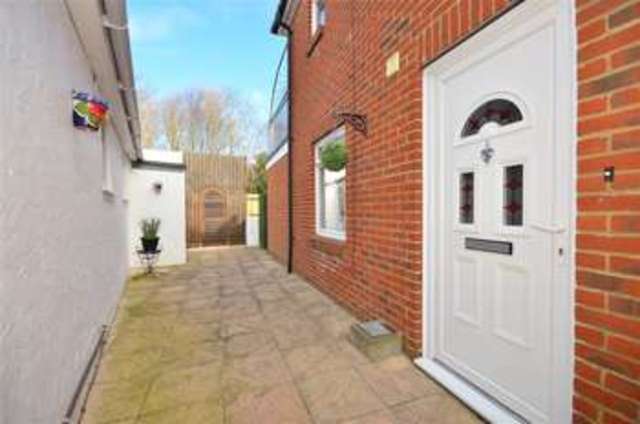  Image of 2 bedroom End of Terrace for sale in School Green Road Freshwater PO40 at Freshwater Isle of Wight Freshwater, PO40 9AZ
