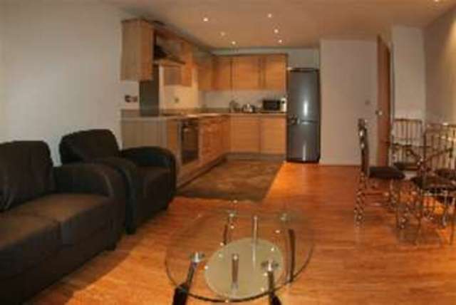  Image of 1 bedroom Flat to rent in Central Way Warrington WA2 at Warrington, WA2 7TG