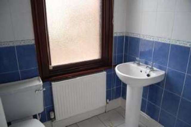  Image of 8 bedroom House Share to rent in Seely Road Nottingham NG7 at Lenton Bristol Lenton, NG7 1NU