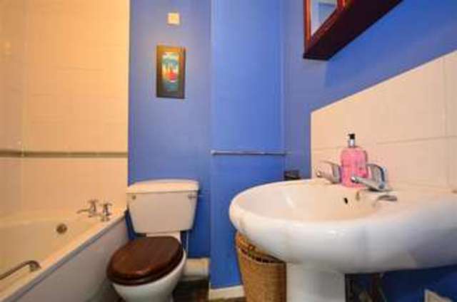  Image of 2 bedroom End of Terrace for sale in Seven Acres New Ash Green Longfield DA3 at New Ash Green Longfield Longfield, DA3 8RN