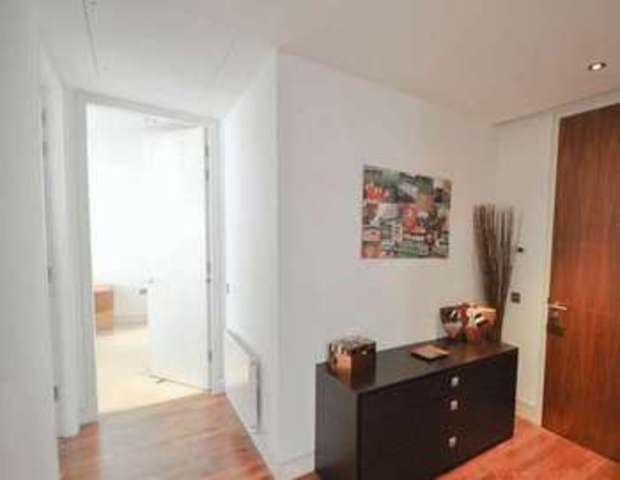  Image of 3 bedroom Flat for sale in Shaftesbury Avenue London WC2H at Shaftesbury Avenue  London, WC2H 8AN