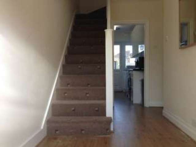  Image of 3 bedroom Detached house to rent in Sherwood Avenue Greenford UB6 at Sherwood Avenue  Greenford, UB6 0PG