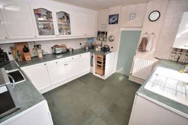  Image of 3 bedroom Terraced house for sale in South Street Leighton Buzzard LU7 at South Street  Leighton Buzzard, LU7 3NT