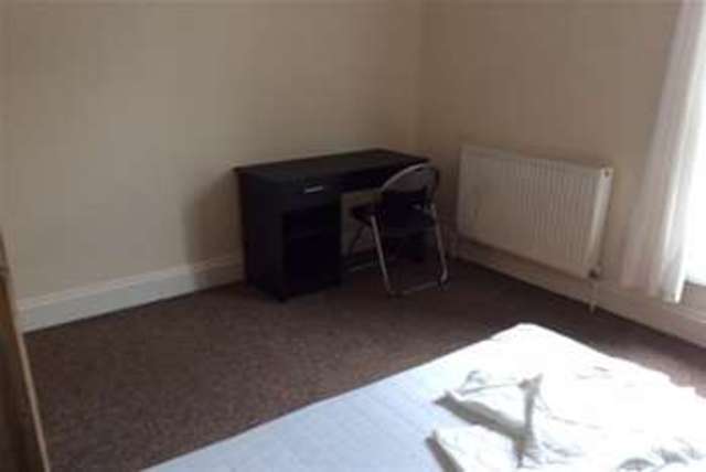  Image of 3 bedroom Detached house to rent in South View Road Bath BA2 at Bath, BA2 3RW