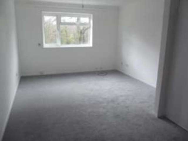  Image of 2 bedroom Maisonette for sale in Wadhurst Gardens Southampton SO19 at Southampton Hampshire Sholing, SO19 9QR