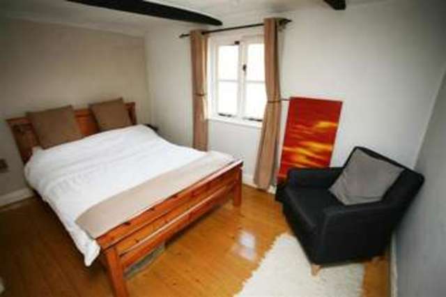  Image of 1 bedroom Cottage for sale in Southbroom Road Devizes SN10 at DEVIZES SN10 DEVIZES, SN10 5BN