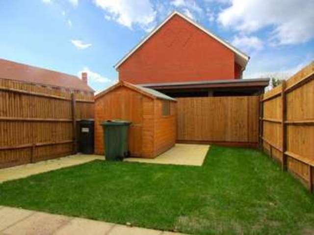  Image of 4 bedroom Semi-Detached house to rent in Southby Close Cholsey Wallingford OX10 at Cholsey Wallingford, OX10 9FQ
