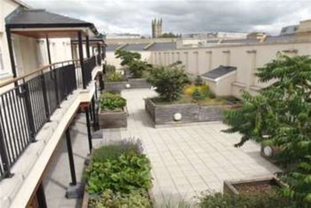  Image of 2 bedroom Flat to rent in Bath Street Bath BA1 at Bath, BA1 1AQ