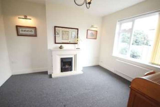  Image of 3 bedroom Semi-Detached house to rent in Southmead Road Westbury-on-Trym Bristol BS10 at Southmead Road Westbury-On-Trym Bristol, BS10 5DR