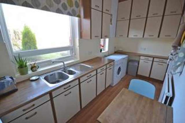  Image of 2 bedroom Semi-Detached house for sale in Springstone Avenue Ossett WF5 at Ossett West Yorkshire, WF5 9EH