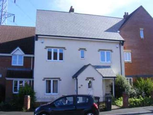  Image of 1 bedroom Flat to rent in Spruce Way Weston-super-Mare BS22 at Locking Castle Weston-super-Mare Worle, BS22 8HX