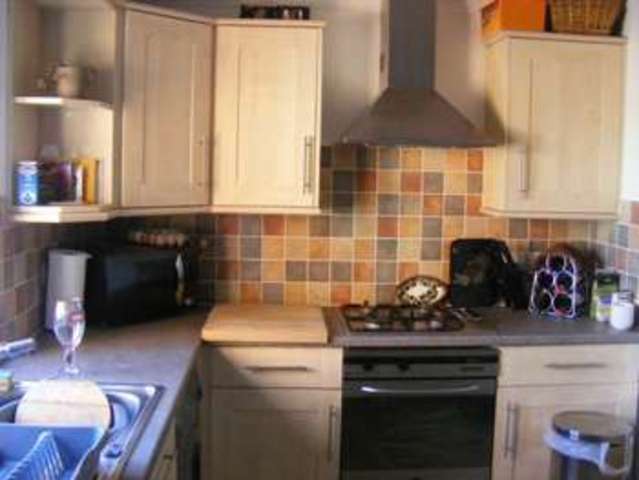  Image of 1 bedroom Flat to rent in Spruce Way Weston-super-Mare BS22 at Locking Castle Weston-super-Mare Worle, BS22 8HX