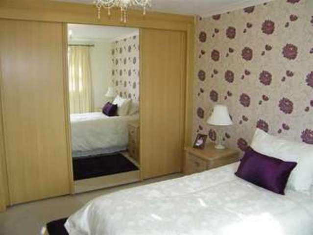  Image of 5 bedroom Property for sale in Squirrel Walk Fforest Pontarddulais Swansea SA4 at Squirrel Walk Pontarddulais Pontarddulais, SA4 0UJ