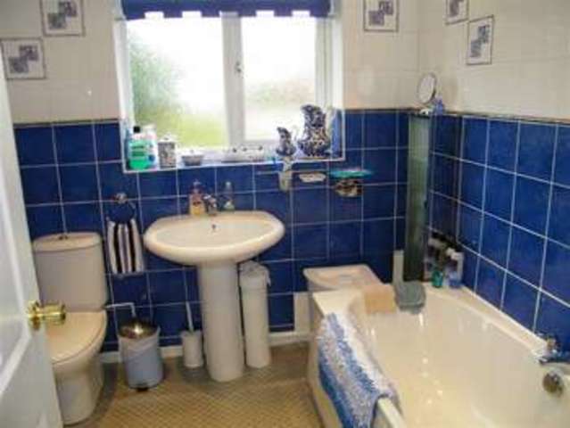  Image of 5 bedroom Property for sale in Squirrel Walk Fforest Pontarddulais Swansea SA4 at Squirrel Walk Pontarddulais Pontarddulais, SA4 0UJ