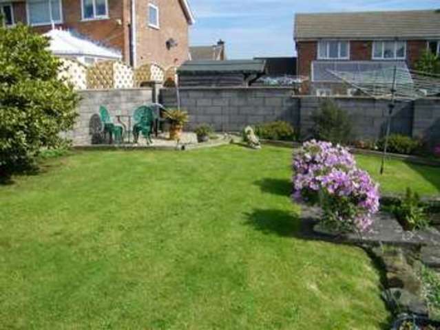  Image of 5 bedroom Property for sale in Squirrel Walk Fforest Pontarddulais Swansea SA4 at Squirrel Walk Pontarddulais Pontarddulais, SA4 0UJ