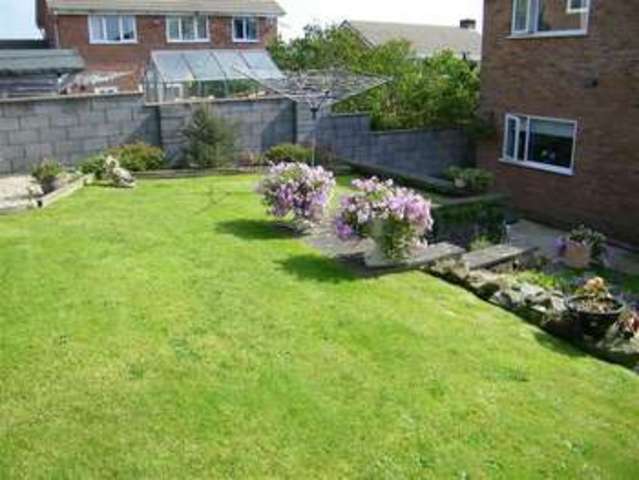  Image of 5 bedroom Property for sale in Squirrel Walk Fforest Pontarddulais Swansea SA4 at Squirrel Walk Pontarddulais Pontarddulais, SA4 0UJ