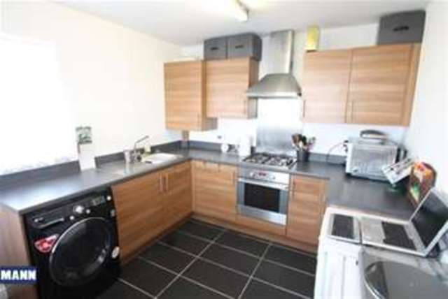  Image of 2 bedroom Flat to rent in Squirrels Close Swanley BR8 at Swanley, BR8 7FJ