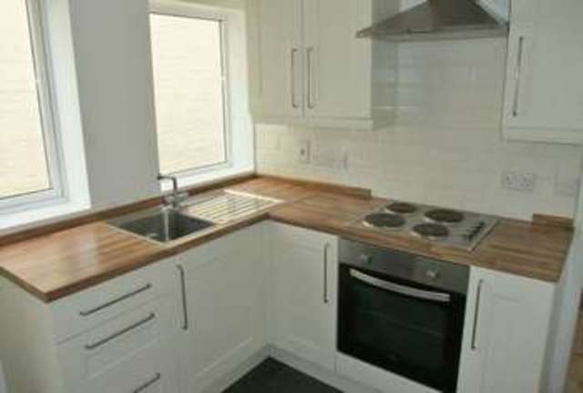  Image of 1 bedroom Ground Flat for sale in St. Andrews Road Exmouth EX8 at Exmouth, EX8 1AT