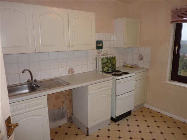  Image of 1 bedroom Flat to rent in Penstone Park Lancing BN15 at Lancing, BN15 9AL