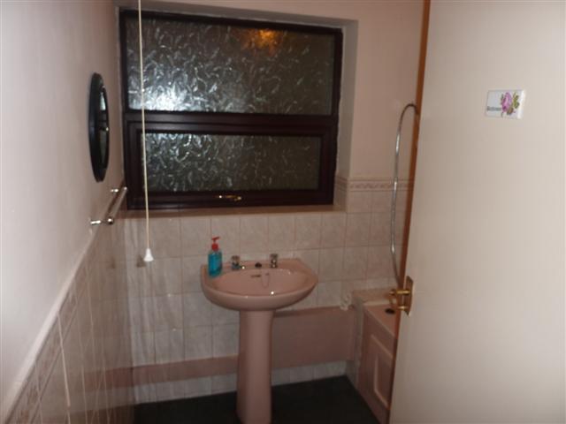  Image of 1 bedroom Flat to rent in Penstone Park Lancing BN15 at Lancing, BN15 9AL