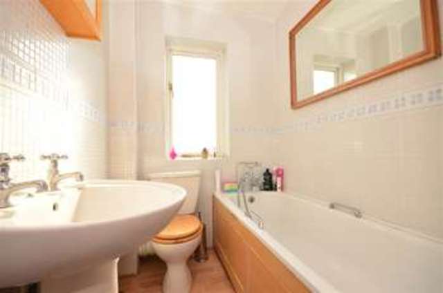  Image of 4 bedroom Town House for sale in St. John Street Lewes BN7 at Lewes East Sussex Lewes, BN7 2QE