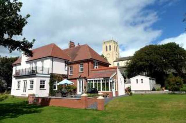  Image of 6 bedroom Detached house for sale in Sandhurst Road Milford Haven SA73 at Milford Haven Pembrokeshire Milford Haven, SA73 3JU
