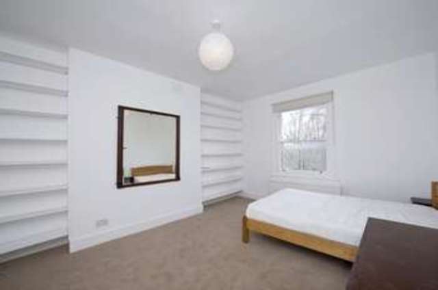  Image of 1 bedroom Flat to rent in St. Lawrence Terrace London W10 at St Lawrence Terrace  London, W10 5SX