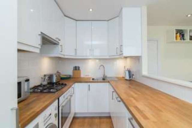  Image of 2 bedroom Flat for sale in St. Lukes Road London W11 at Notting Hill London Notting Hill, W11 1DB