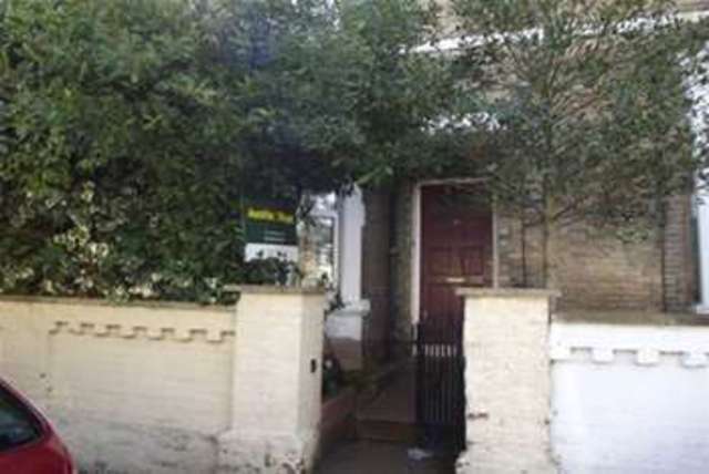  Image of 3 bedroom Property to rent in Stafford Road Southsea PO5 at Southsea, PO5 2AD