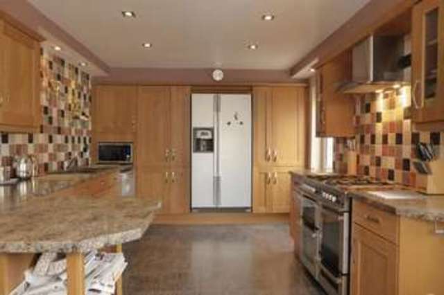  Image of 4 bedroom Detached house for sale in Station Road Wisbech St. Mary Wisbech PE13 at Station Road Wisbech St. Mary Wisbech, PE13 4RW