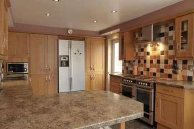  Image of 4 bedroom Detached house for sale in Station Road Wisbech St. Mary Wisbech PE13 at Station Road Wisbech St. Mary Wisbech, PE13 4RW