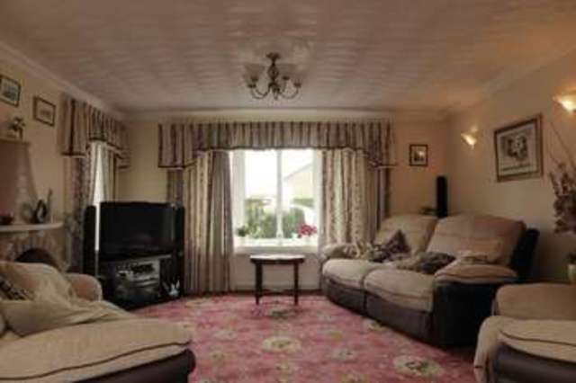  Image of 4 bedroom Detached house for sale in Station Road Wisbech St. Mary Wisbech PE13 at Station Road Wisbech St. Mary Wisbech, PE13 4RW