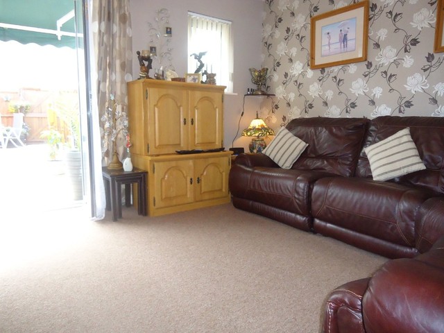  Image of 2 bedroom Semi-Detached house for sale in Staunton Road Havant PO9 at Grace Cottages Staunton Road Havant, PO9 1DH